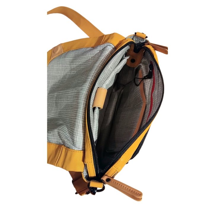 Aunts & Uncles Sendai Umhängetasche amber